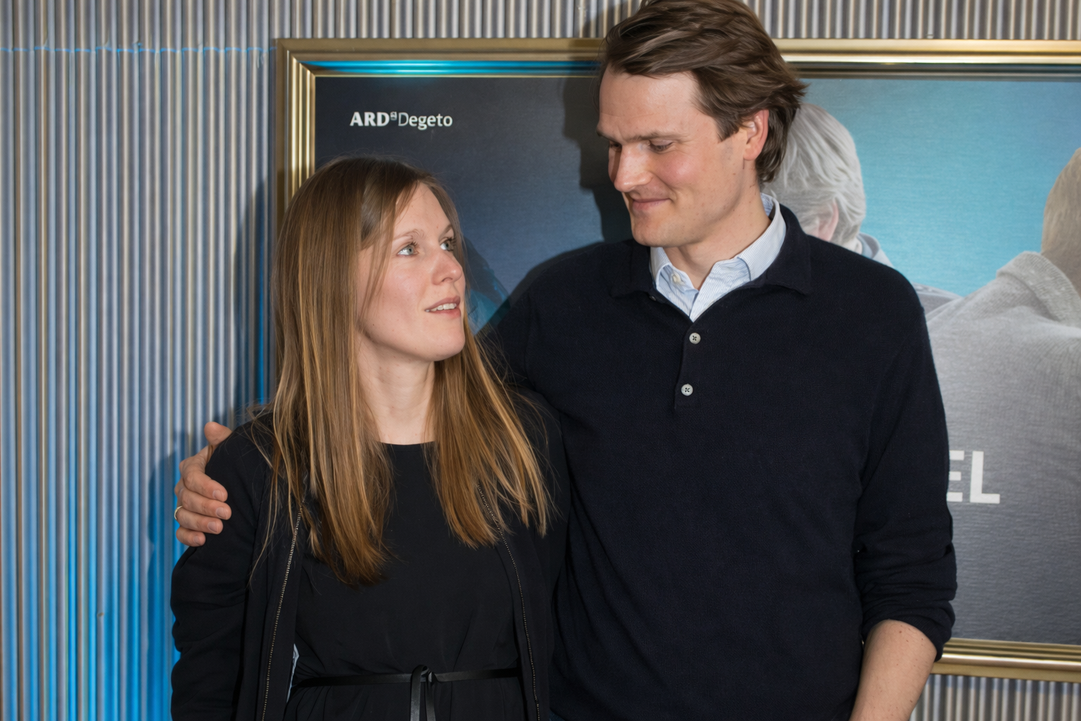 Fabian Hinrichs Ehefrau – Alles über sein Privatleben und seine Beziehung